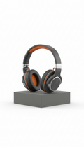 Noise-cancelling on-ear headphones with magnetic closure case